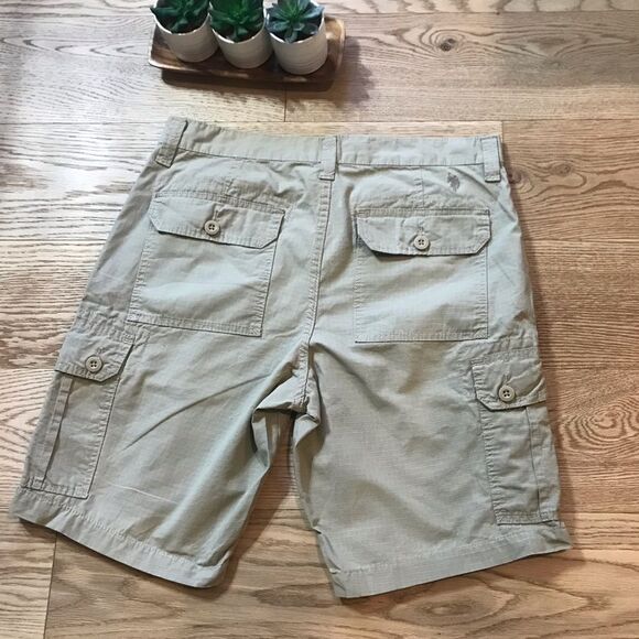 U.S. Polo Assn. Classic Flat front Cargo Shorts - Picture 6 of 8